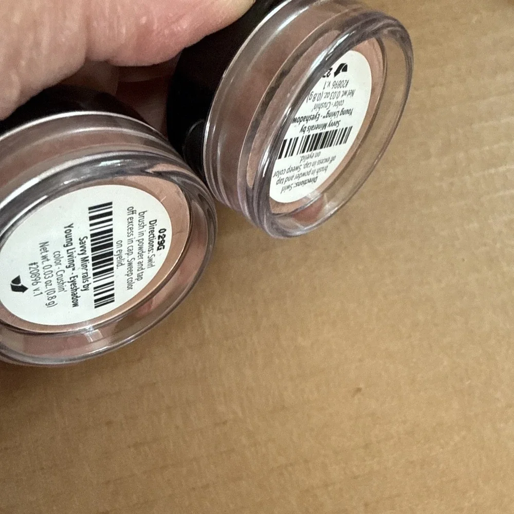 Two Savvy Minerals Young Living Eyeshadows. Color 